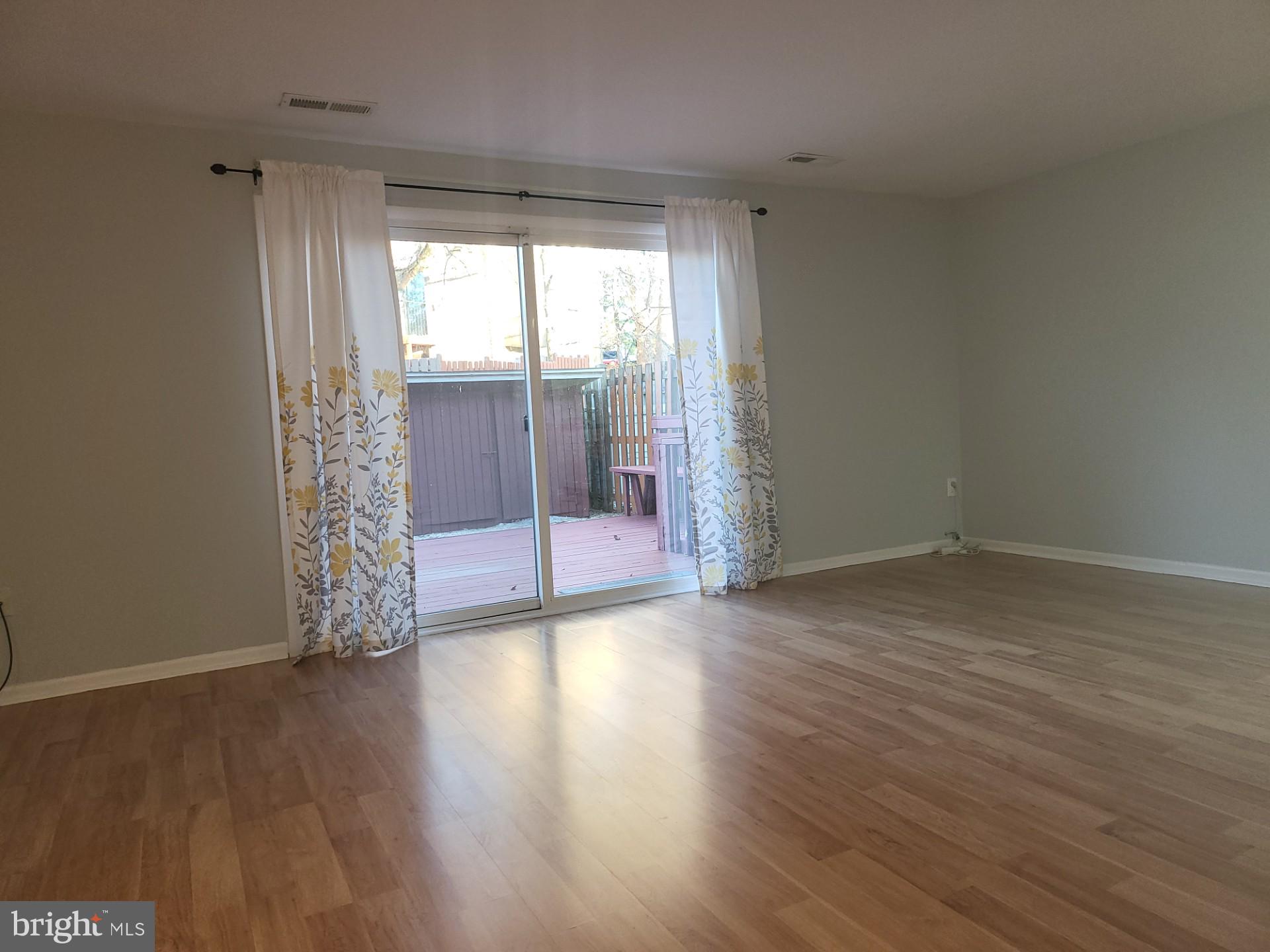 GREENLEAF - Residential