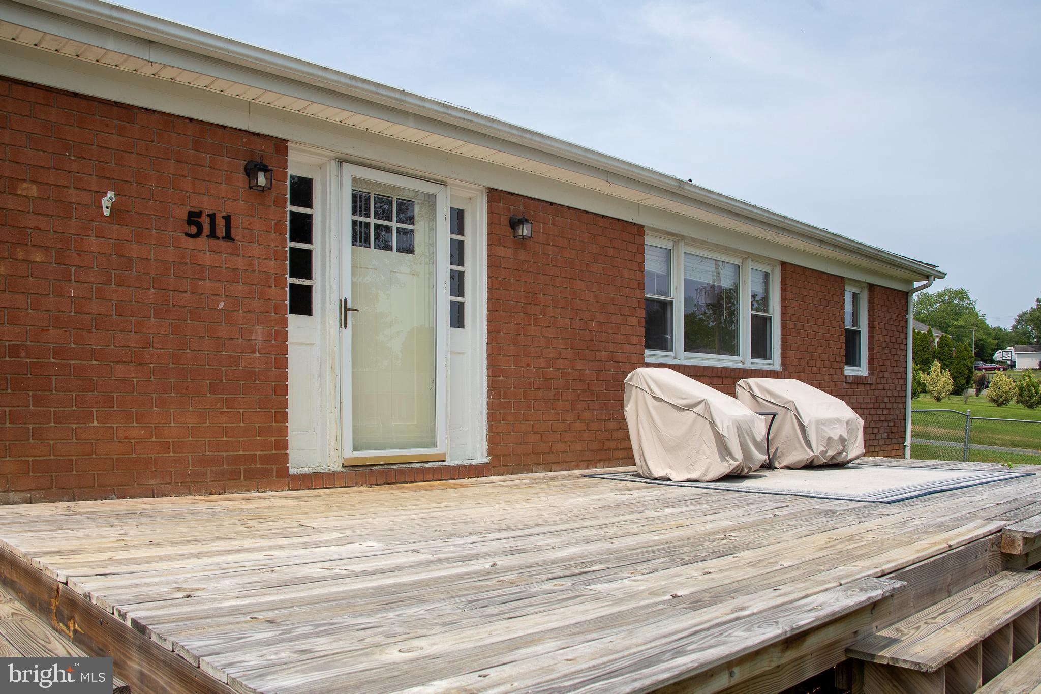 511 CADMUS DR DRIVE