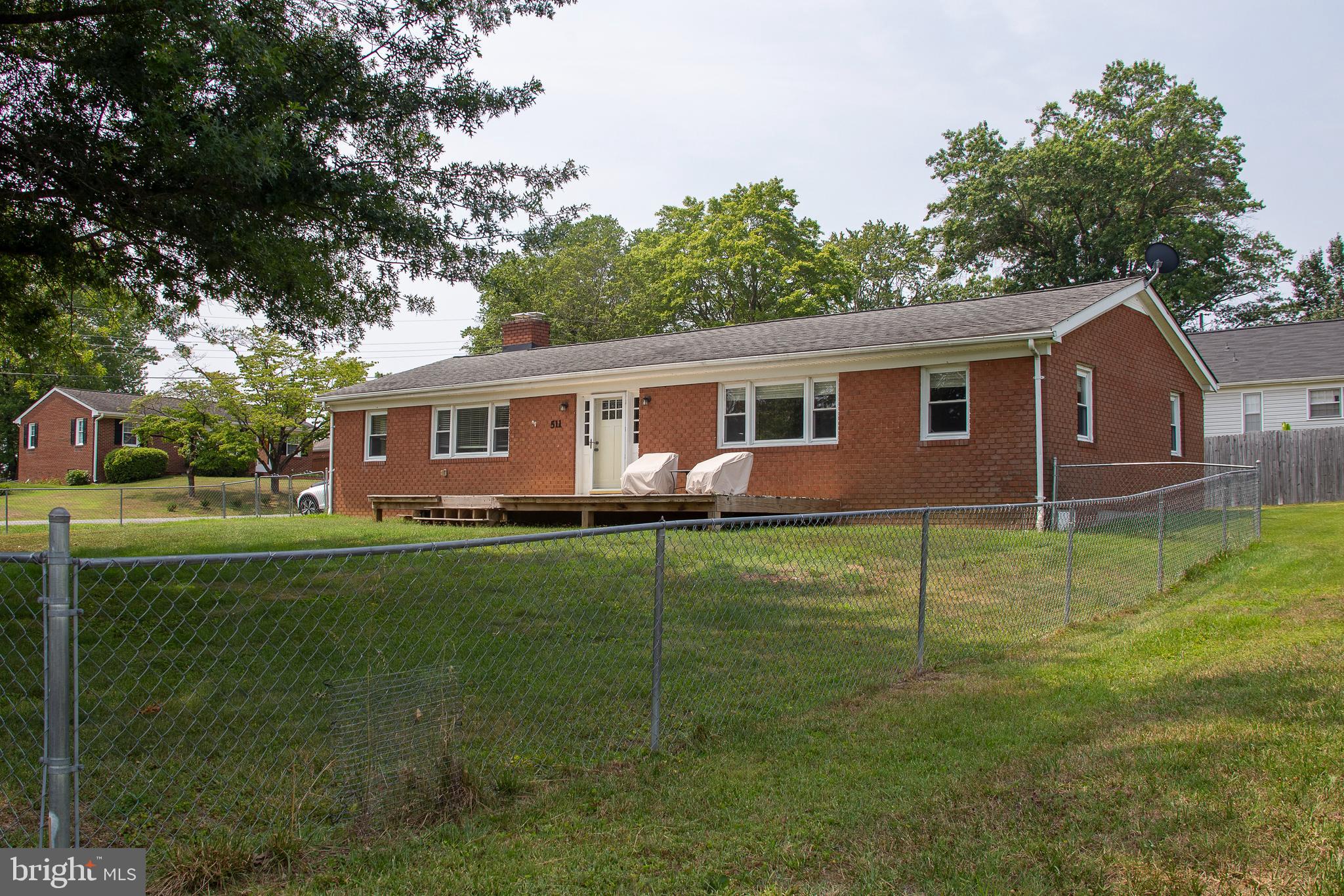 511 CADMUS DR DRIVE