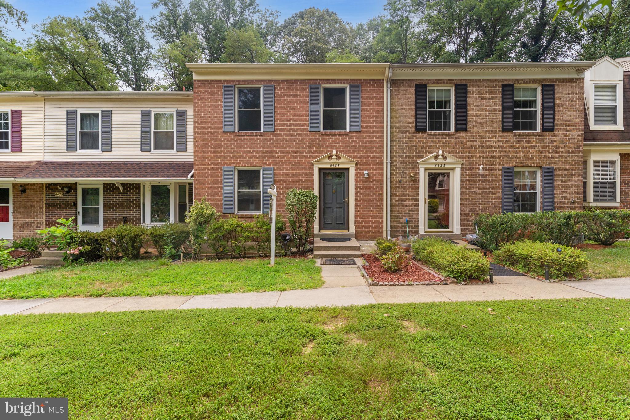 6427 OLD SCOTTS COURT