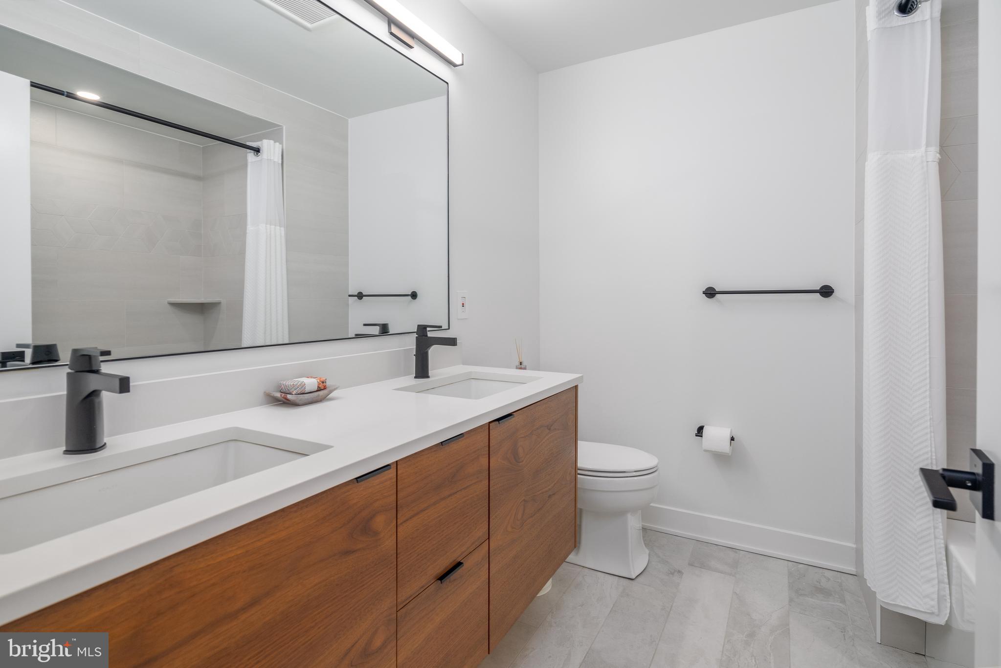 GRADUATE HOSPITAL - Residential