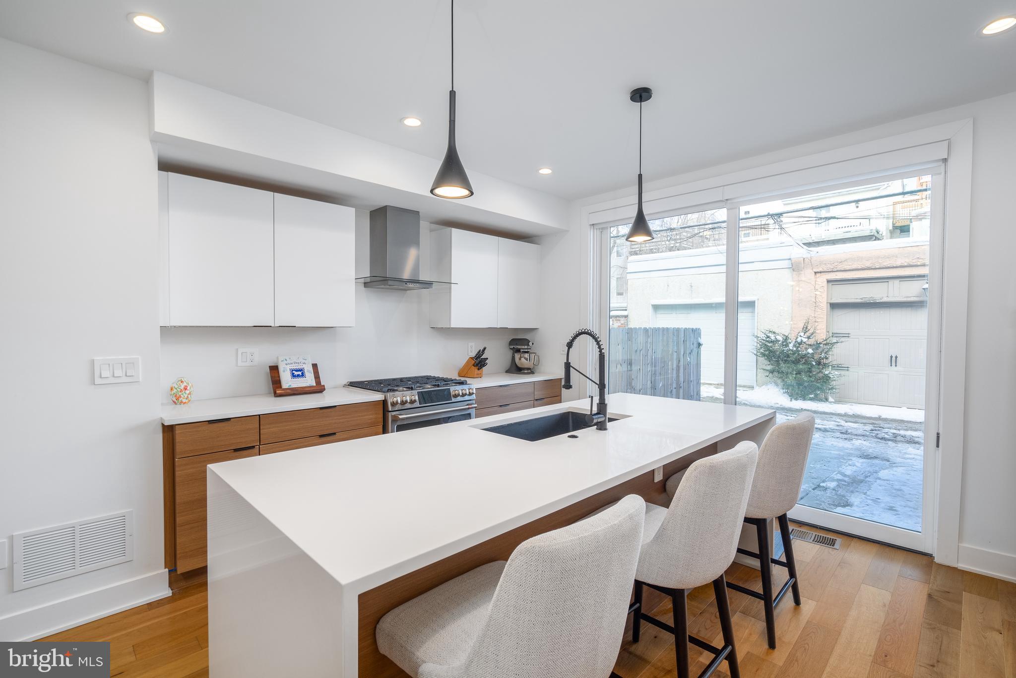 GRADUATE HOSPITAL - Residential