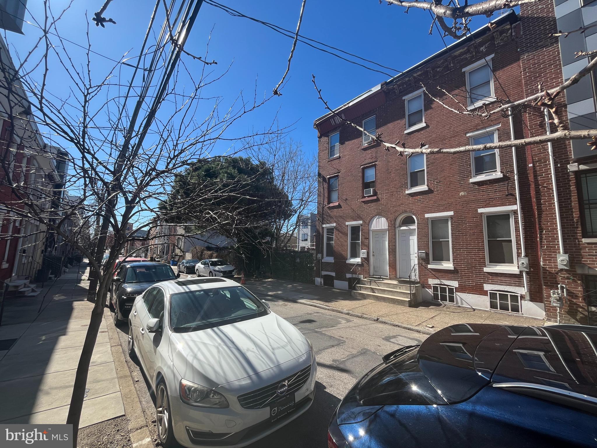 OLDE KENSINGTON - Residential