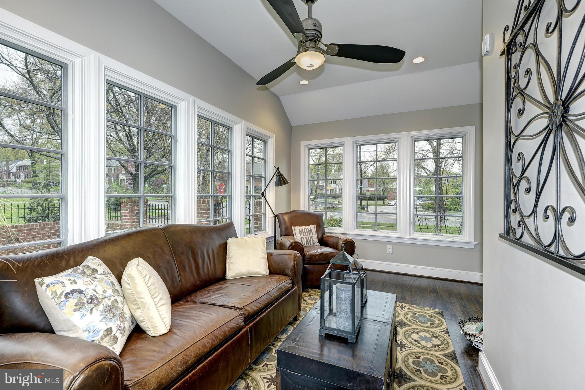 CHEVY CHASE - Residential