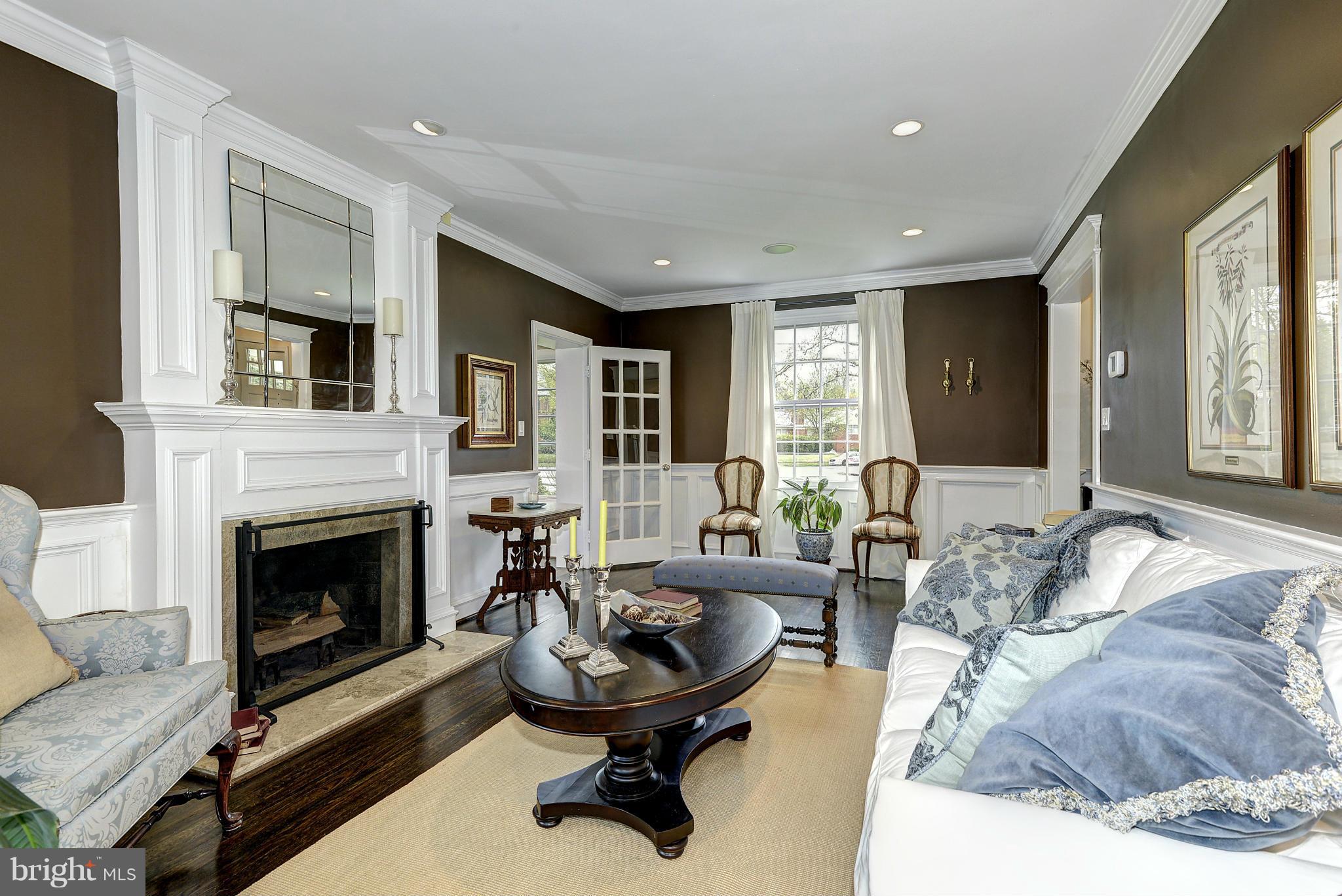 CHEVY CHASE - Residential