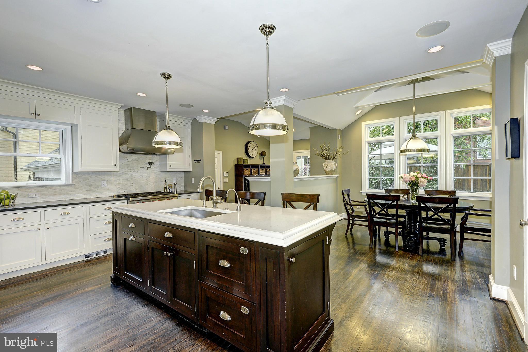 CHEVY CHASE - Residential