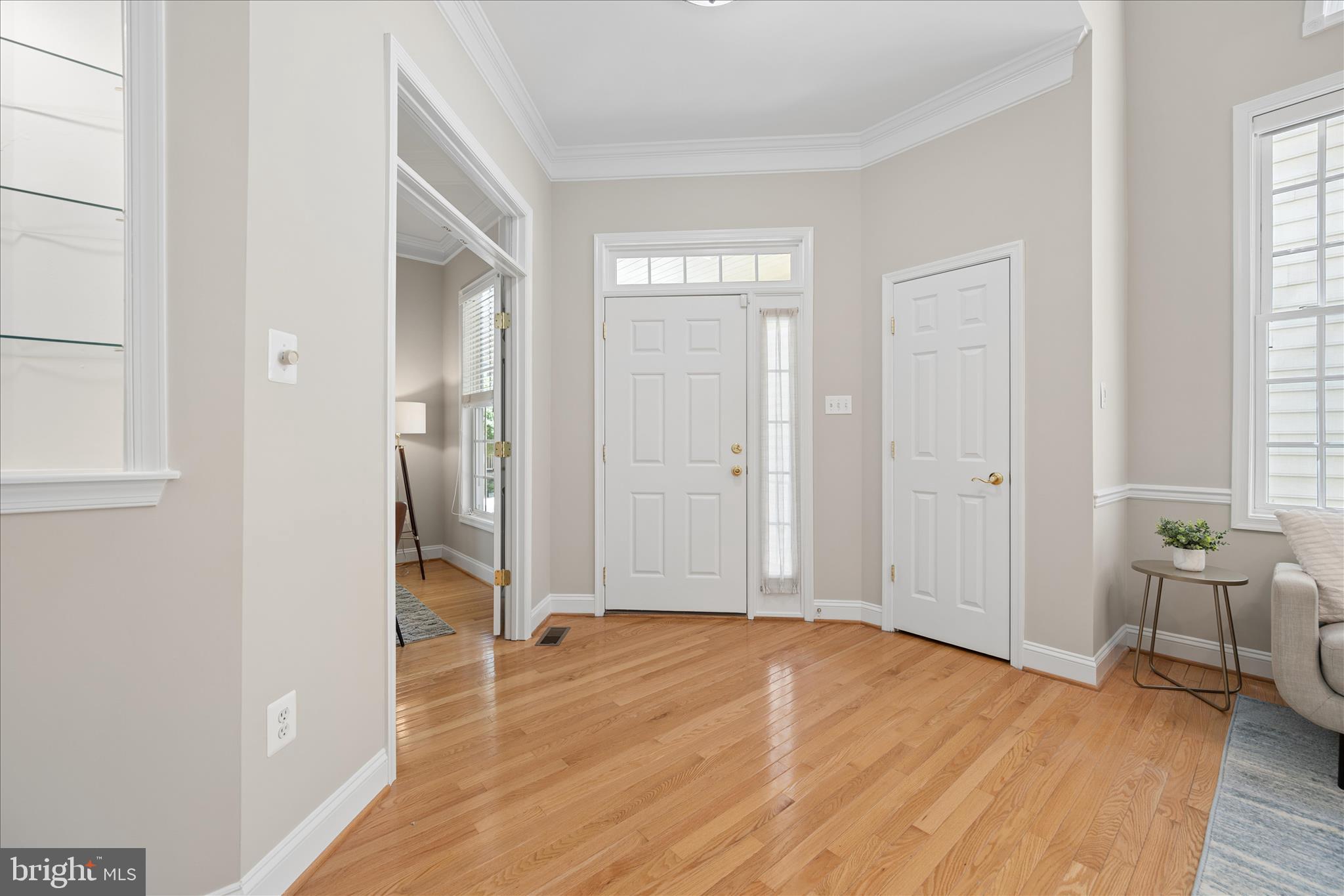 246 SHADOW GLEN COURT