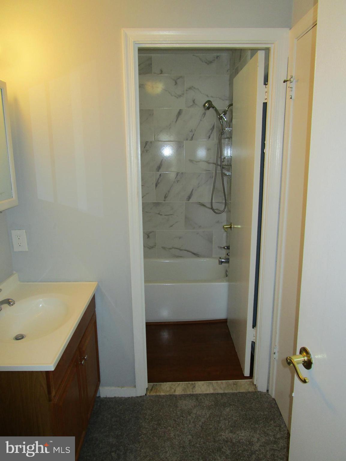 TOWNES OF KETTERING - Residential