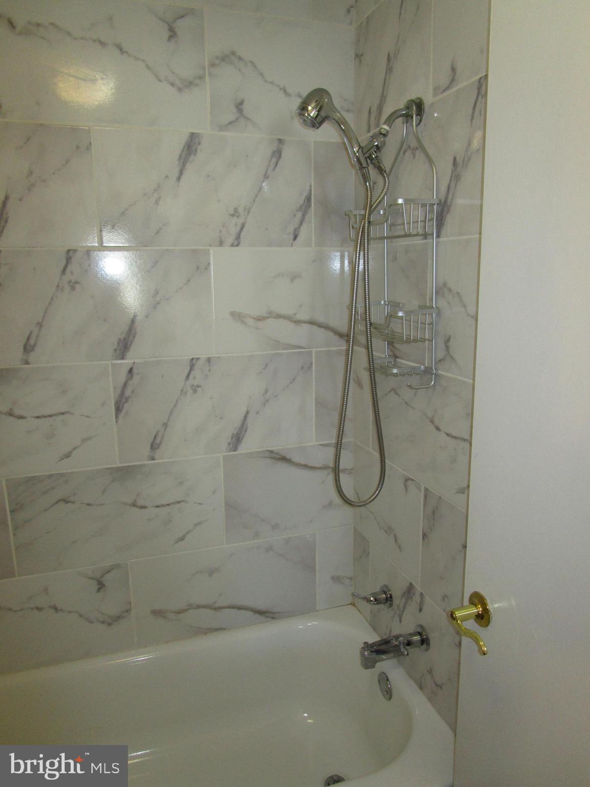 TOWNES OF KETTERING - Residential