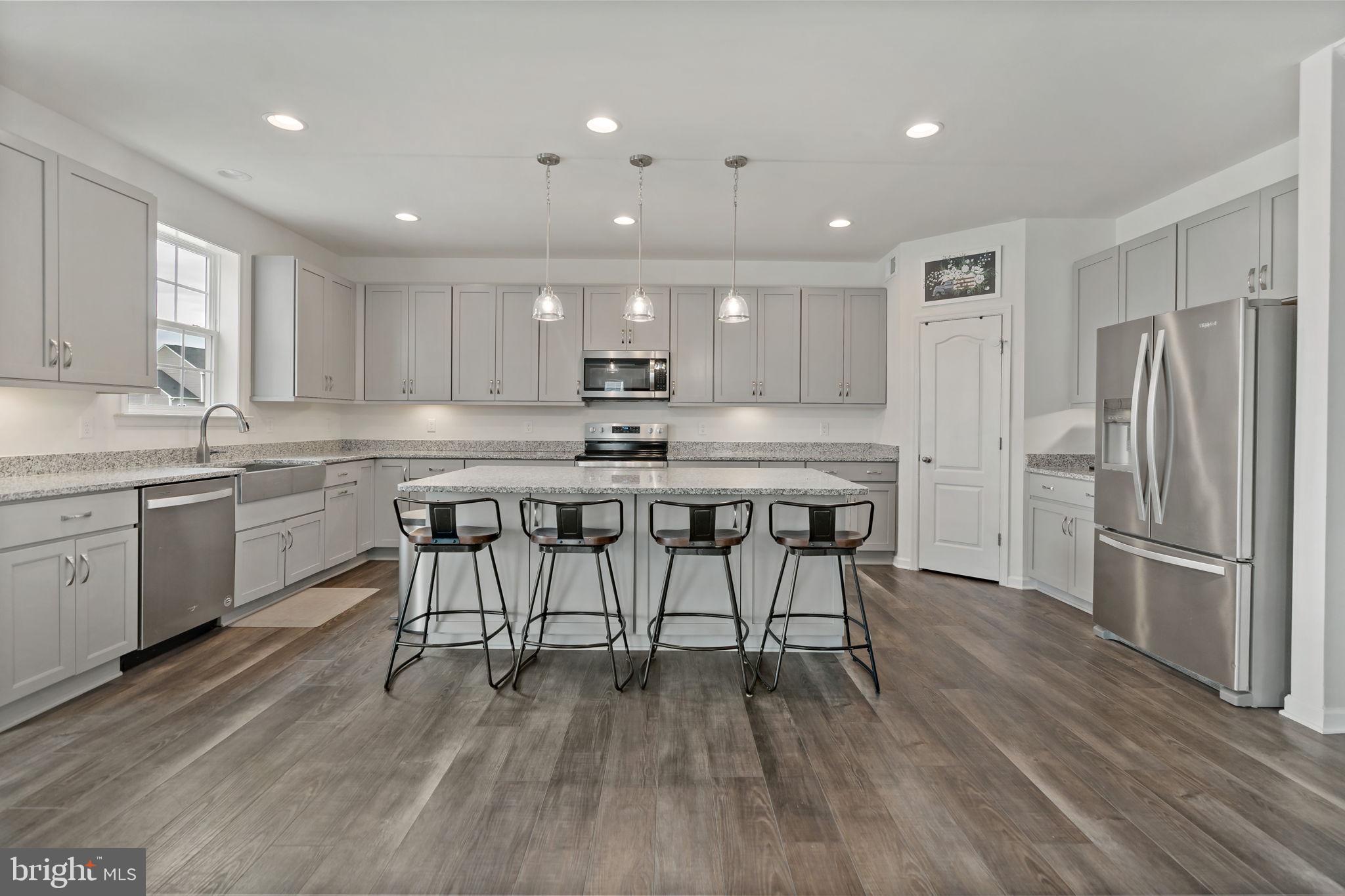 SPRINGDALE FARM - Residential