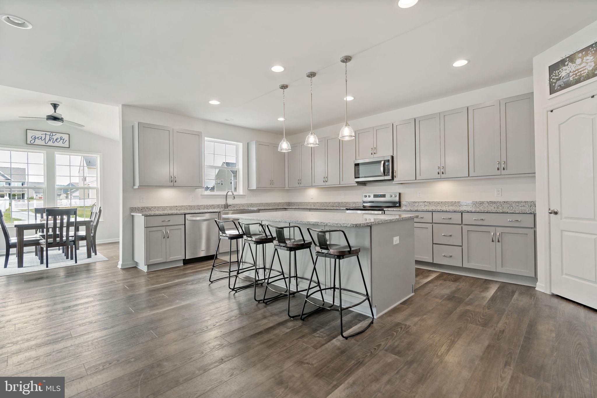 SPRINGDALE FARM - Residential