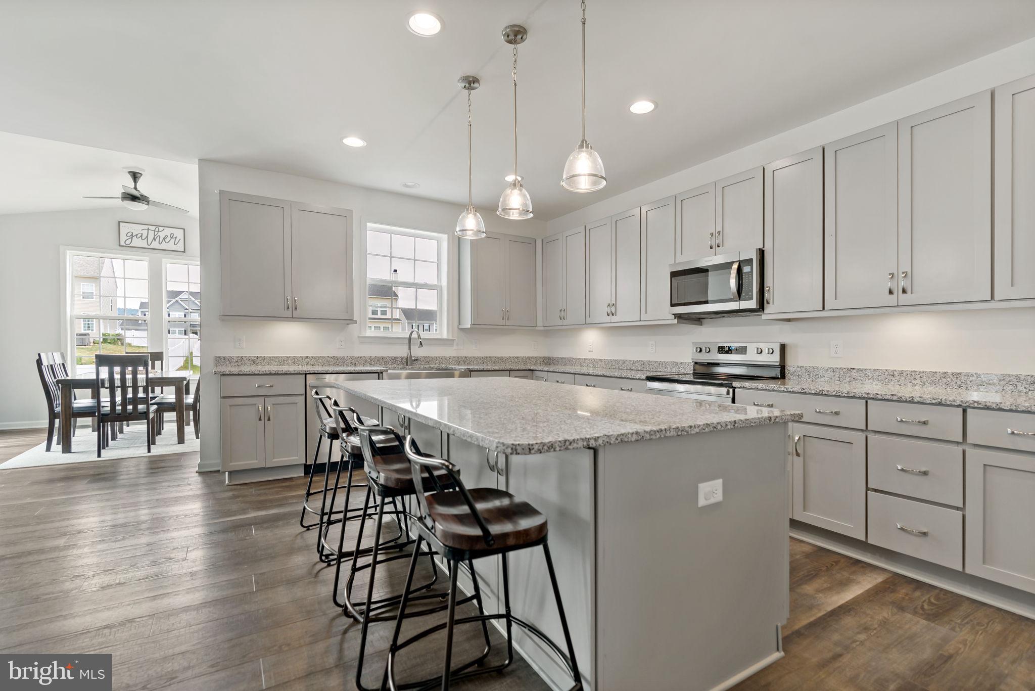 SPRINGDALE FARM - Residential