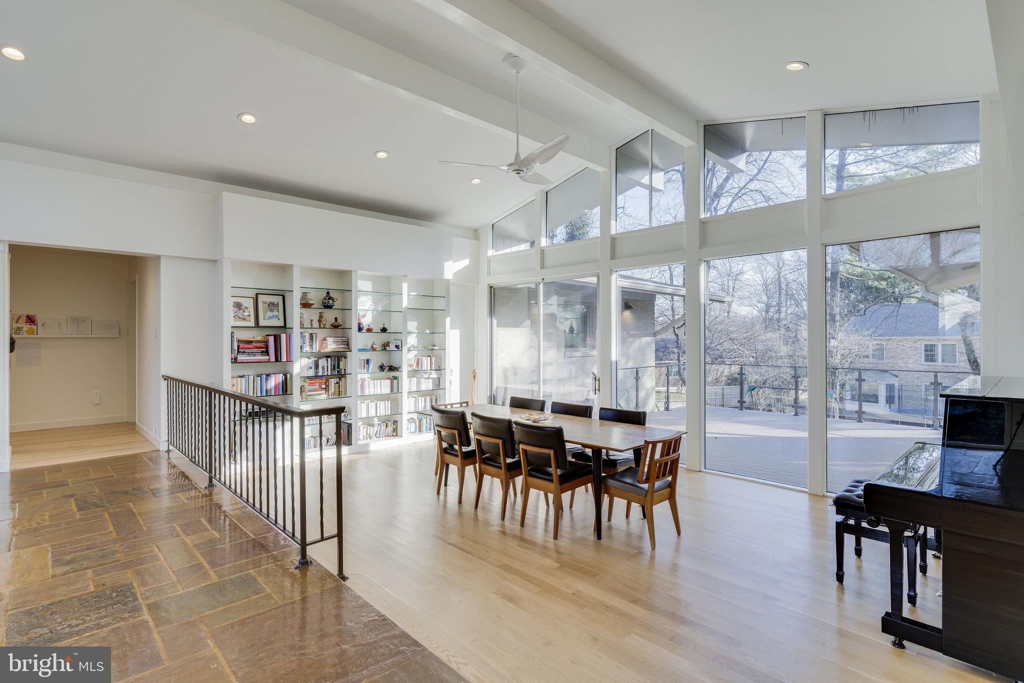 KENWOOD PARK - Residential Lease