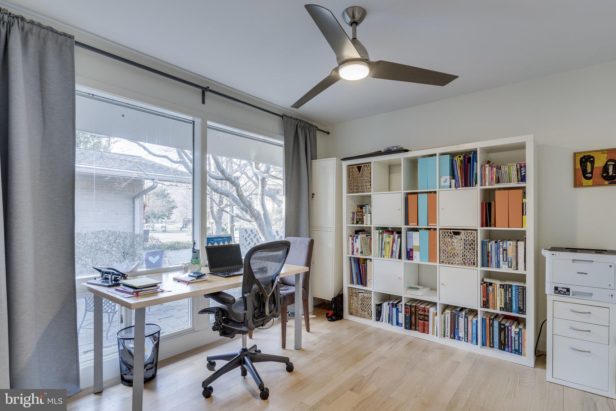 KENWOOD PARK - Residential Lease