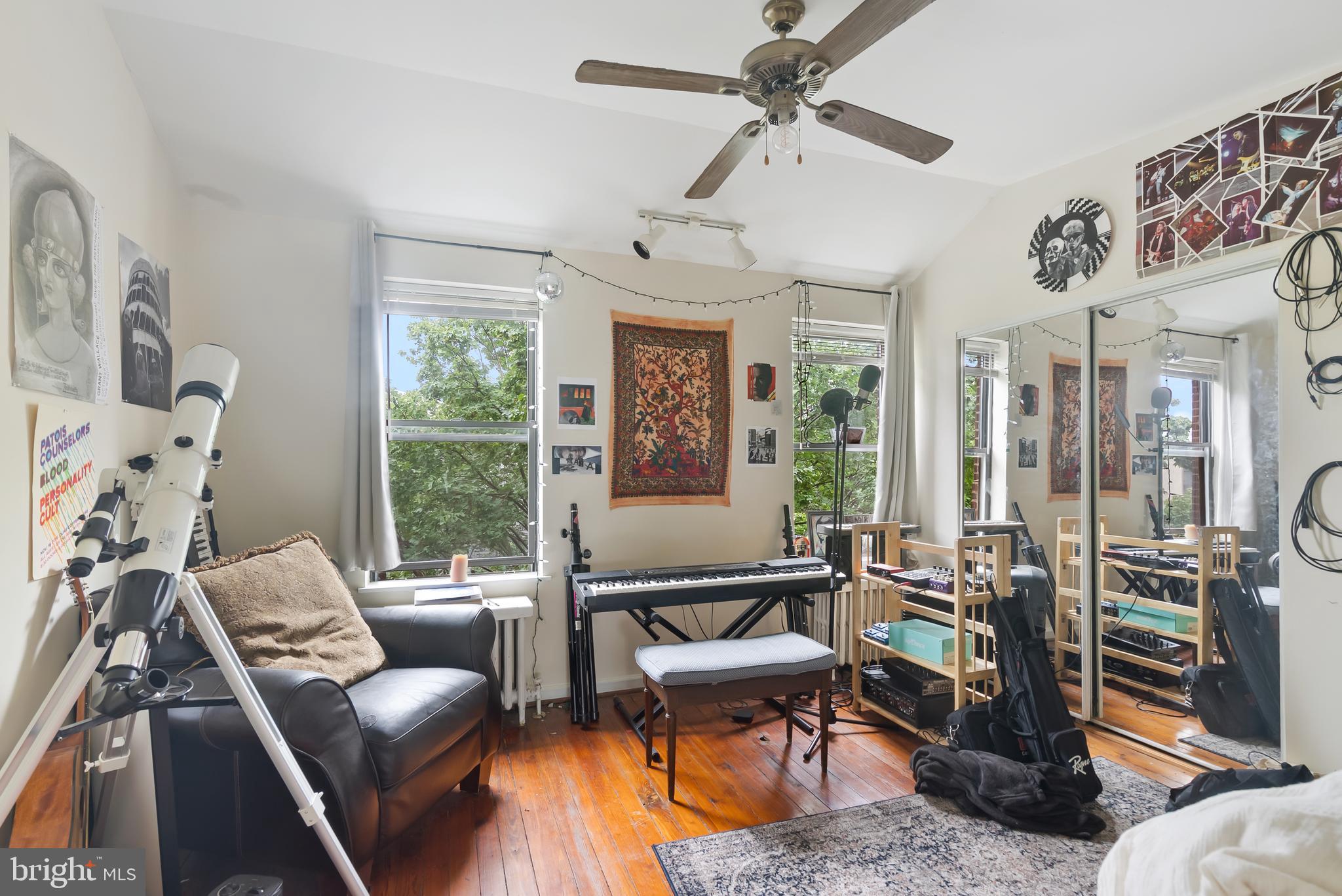 PASSYUNK SQUARE - Residential