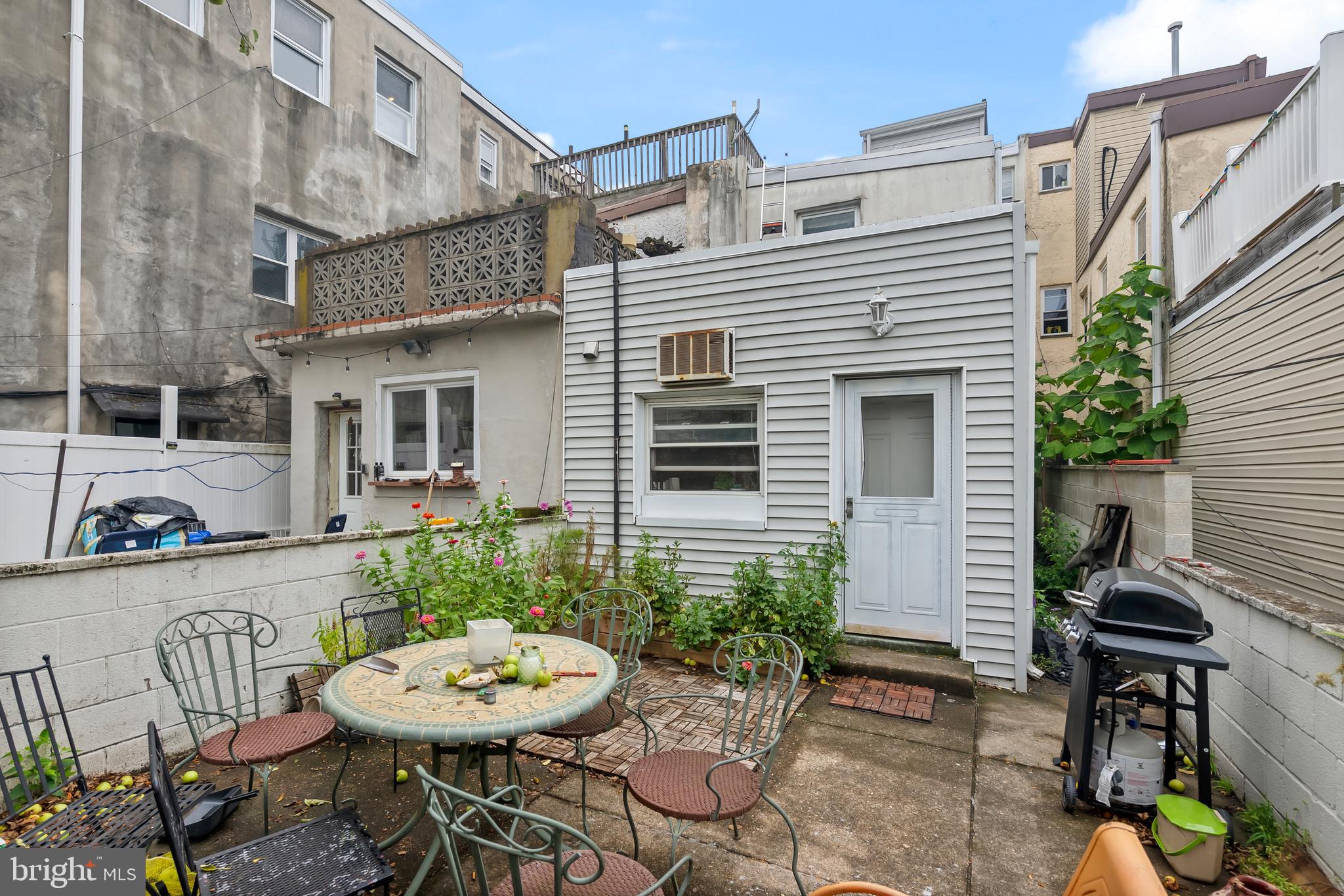 PASSYUNK SQUARE - Residential