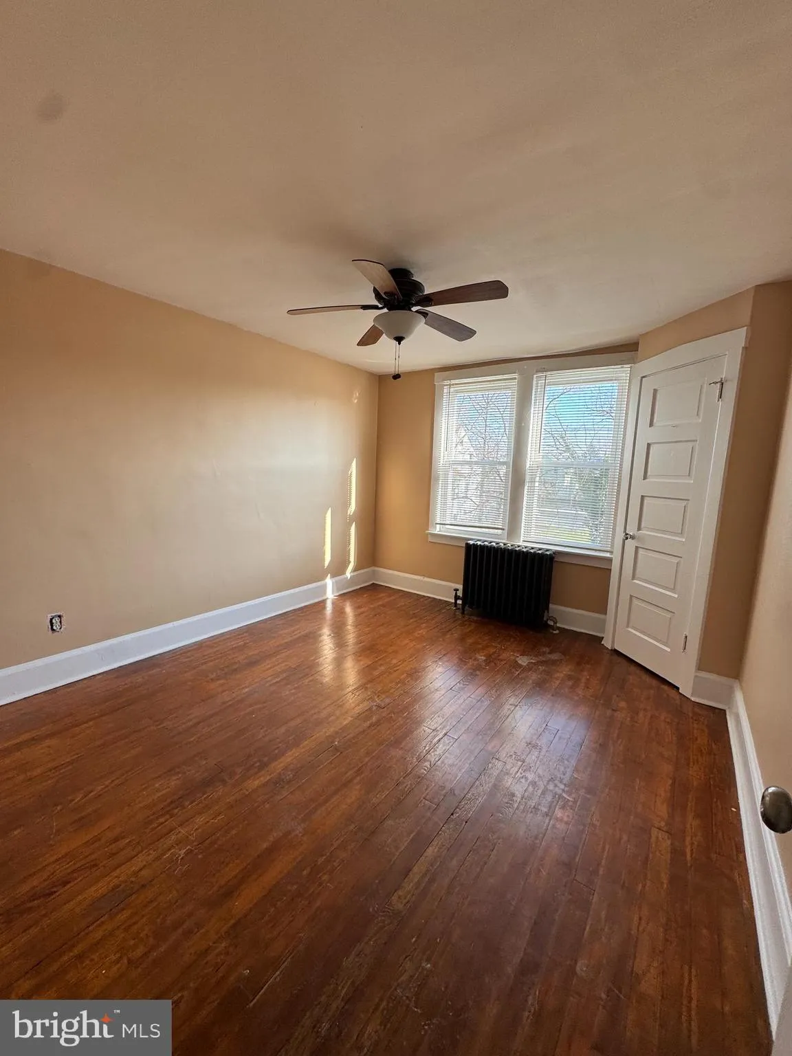 Collingswood, New Jersey 08108, United States, 3 Bedrooms Bedrooms, ,1 BathroomBathrooms,Residential,Active,252966