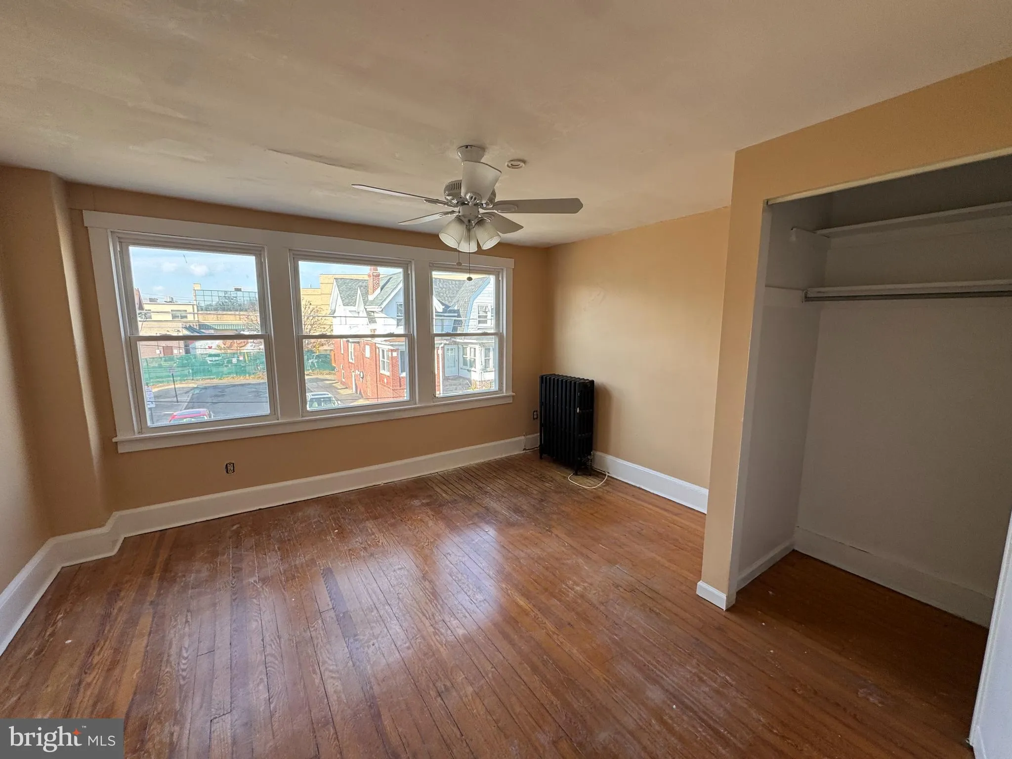 Collingswood, New Jersey 08108, United States, 3 Bedrooms Bedrooms, ,1 BathroomBathrooms,Residential,Active,252966