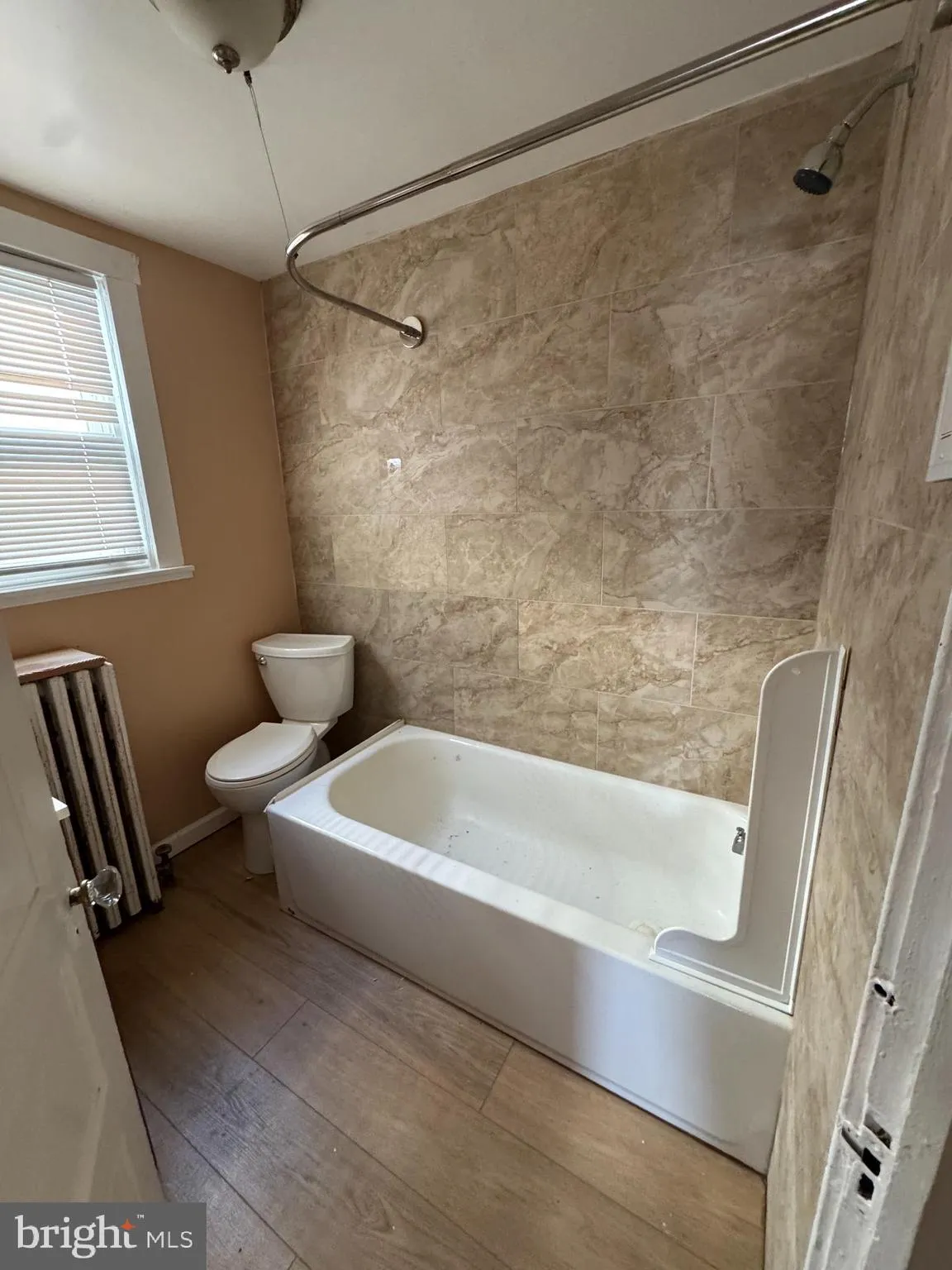 Collingswood, New Jersey 08108, United States, 3 Bedrooms Bedrooms, ,1 BathroomBathrooms,Residential,Active,252966