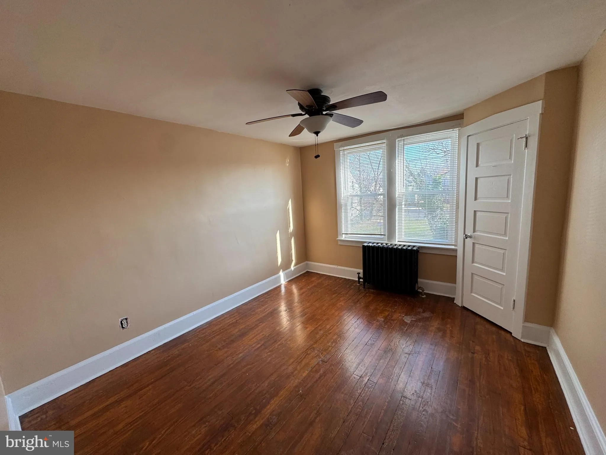 Collingswood, New Jersey 08108, United States, 3 Bedrooms Bedrooms, ,1 BathroomBathrooms,Residential,Active,252966