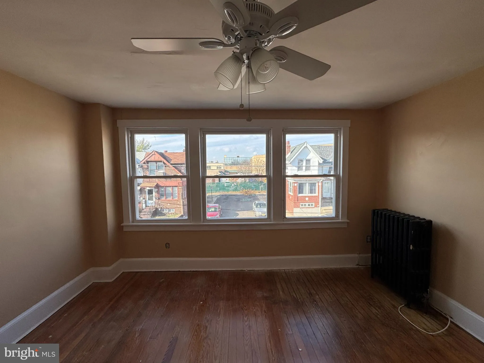 Collingswood, New Jersey 08108, United States, 3 Bedrooms Bedrooms, ,1 BathroomBathrooms,Residential,Active,252966