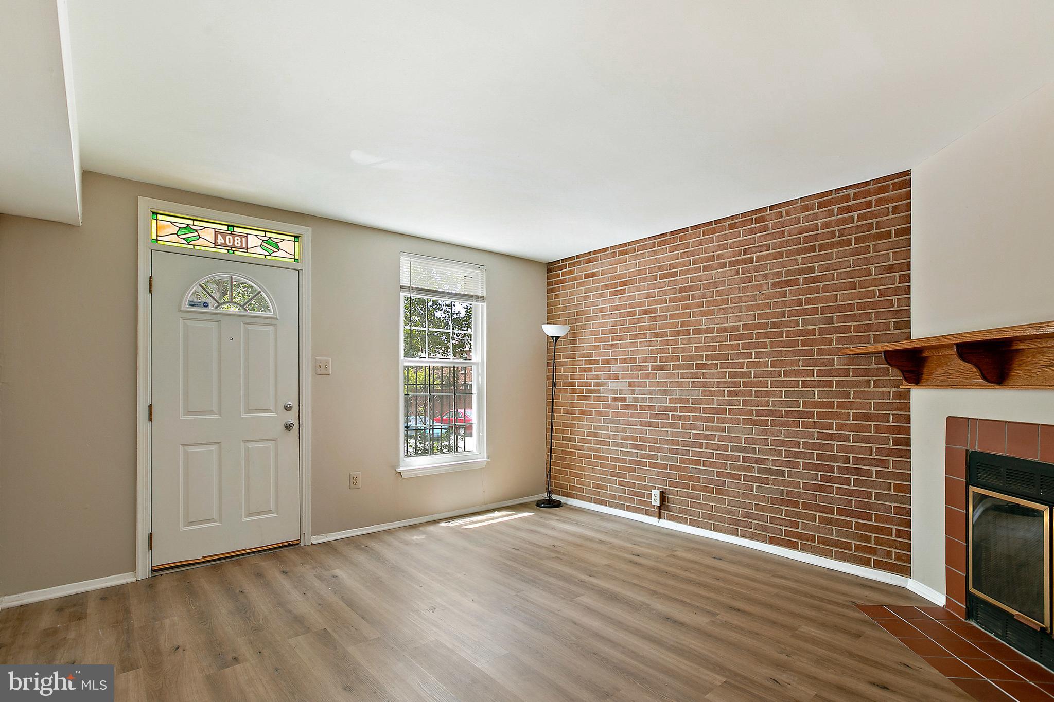 BUTCHERS HILL - Residential Lease