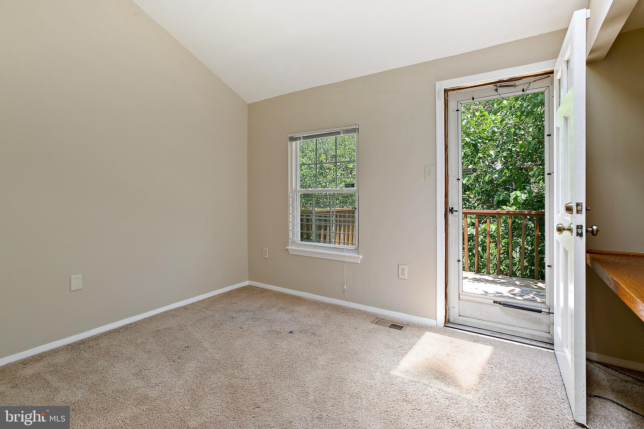 BUTCHERS HILL - Residential Lease