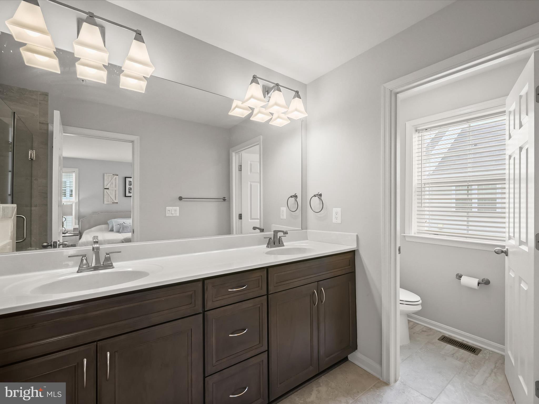 ELKRIDGE CROSSING - Residential