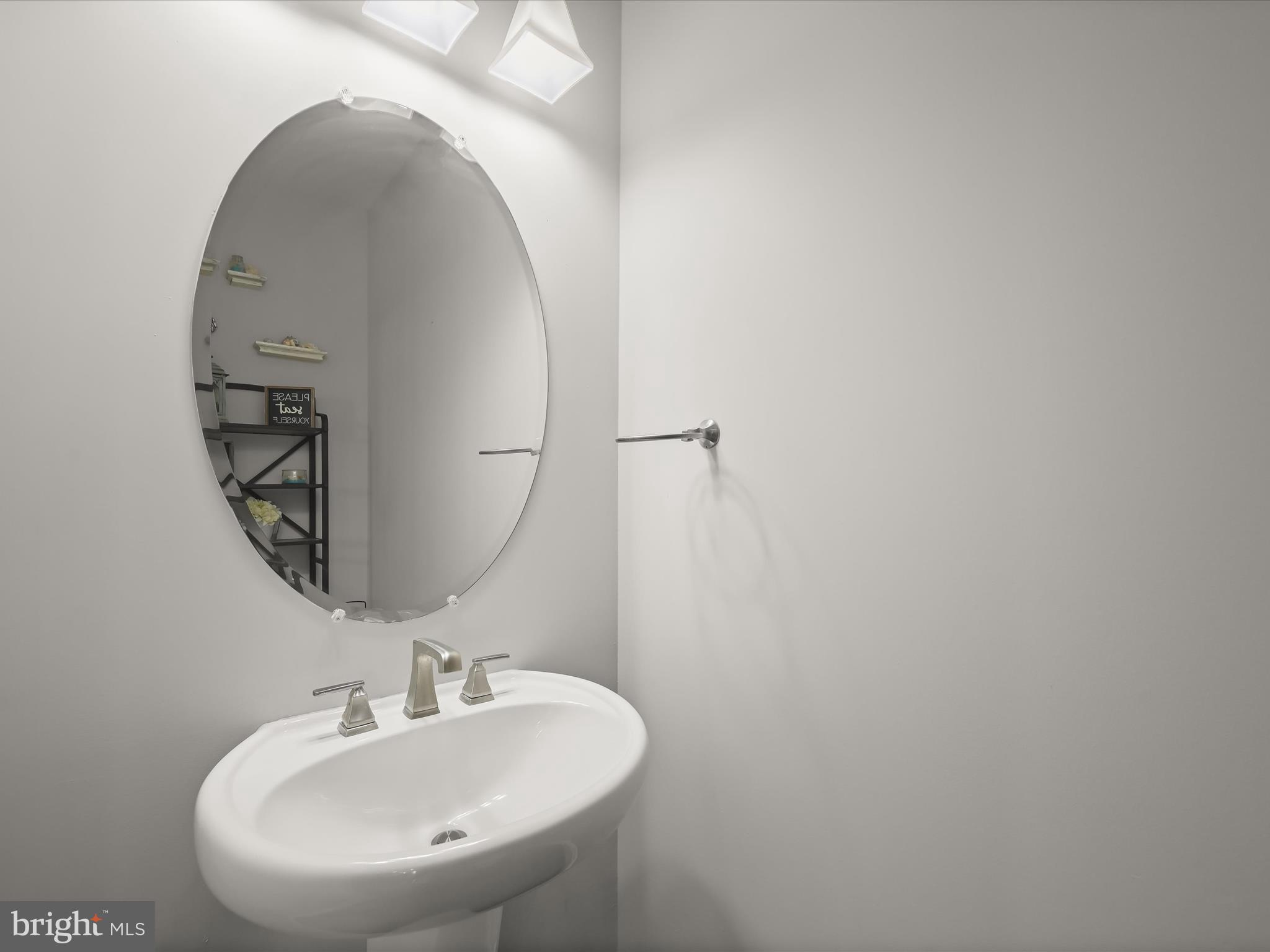 ELKRIDGE CROSSING - Residential