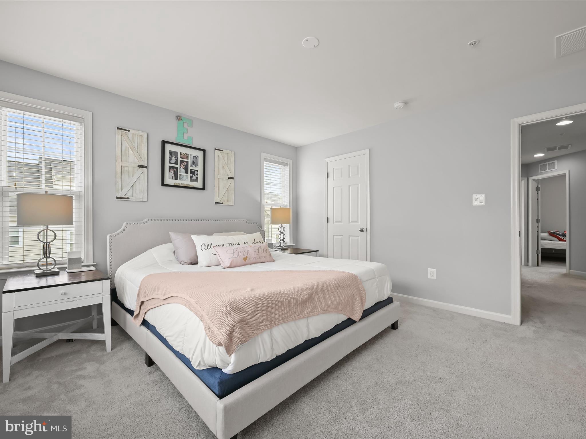 ELKRIDGE CROSSING - Residential