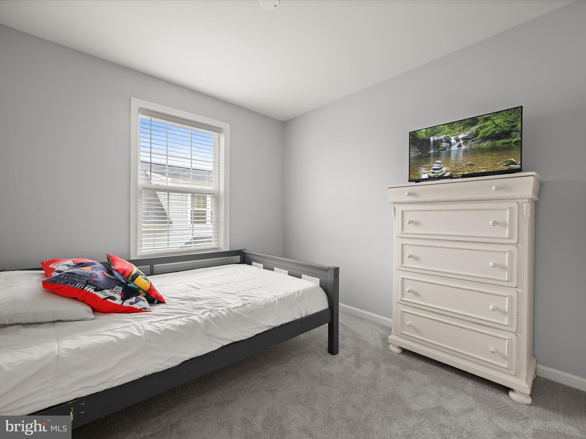 ELKRIDGE CROSSING - Residential