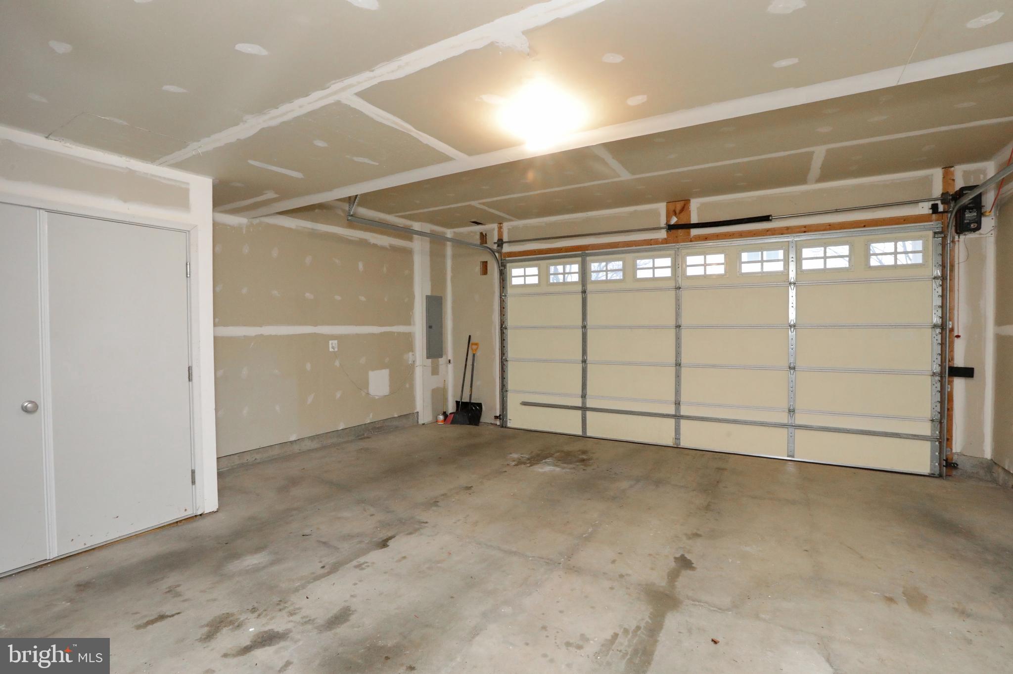 THE VILLAGES OF STEEPLECHASE - Residential