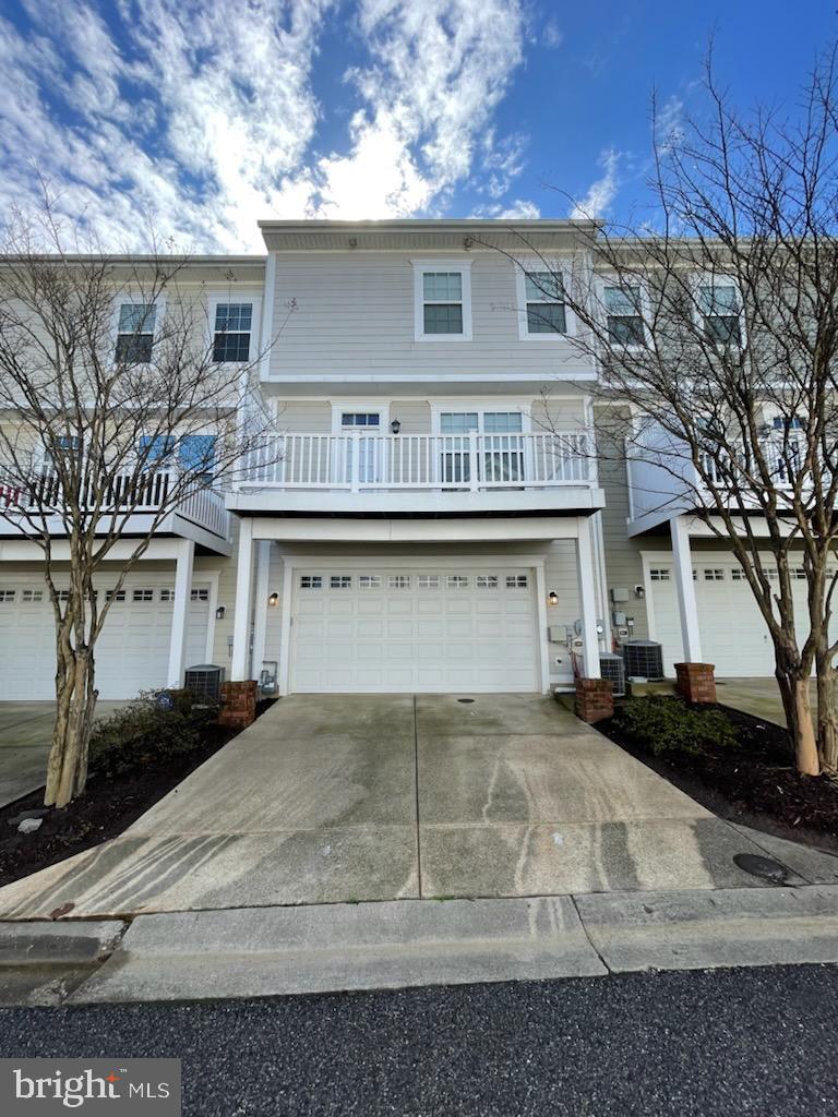 THE VILLAGES OF STEEPLECHASE - Residential