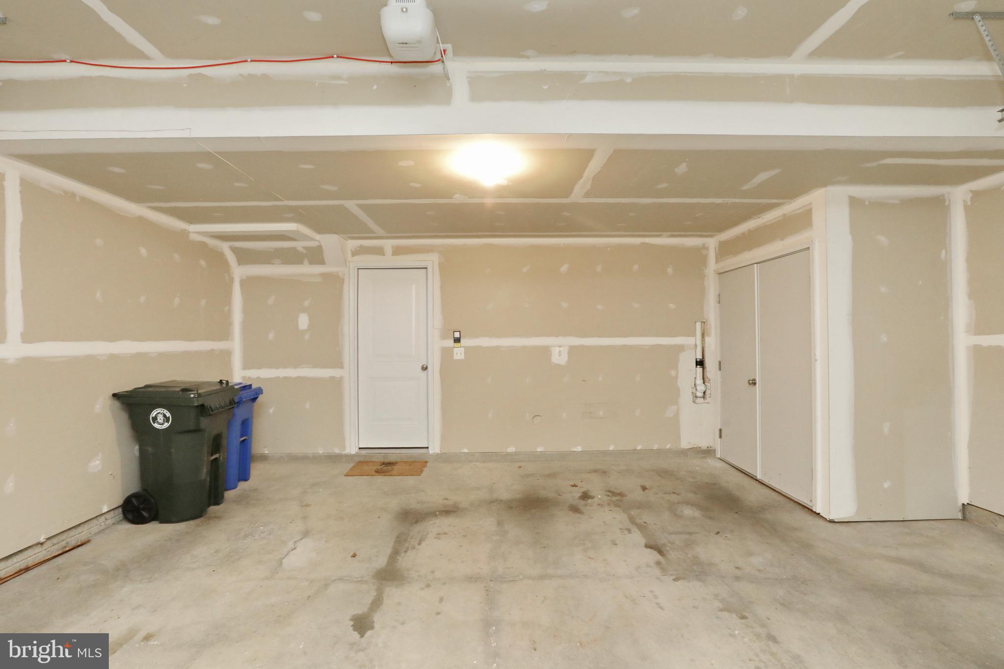 THE VILLAGES OF STEEPLECHASE - Residential