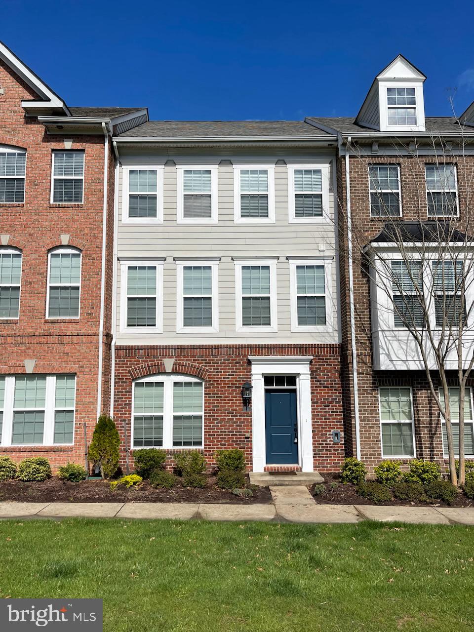 THE VILLAGES OF STEEPLECHASE - Residential