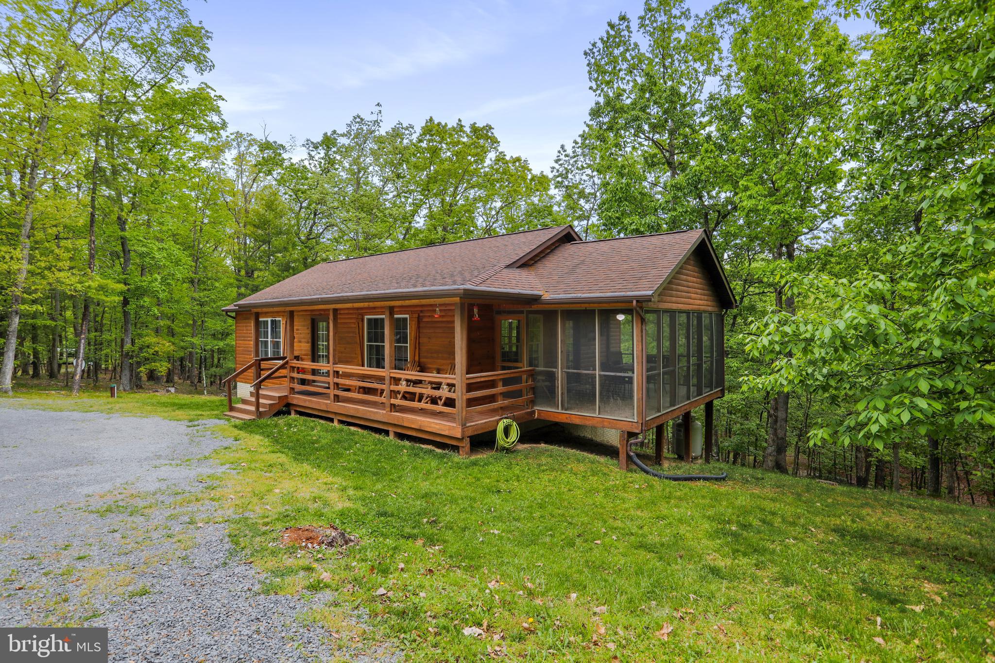 SLEEPY CREEK HIDEAWAY - Residential