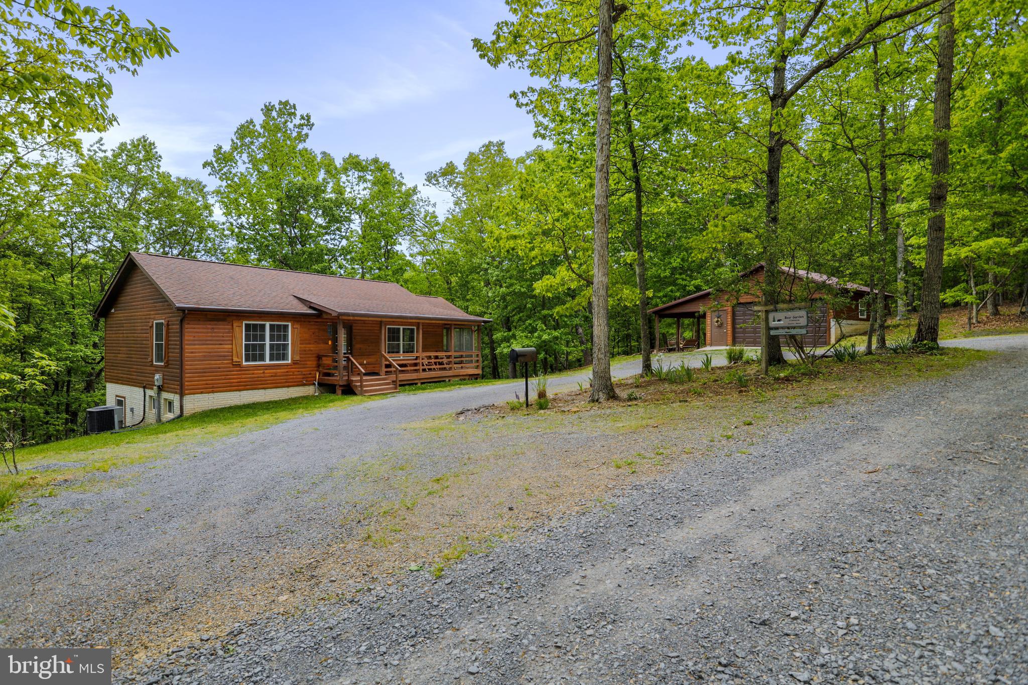 SLEEPY CREEK HIDEAWAY - Residential