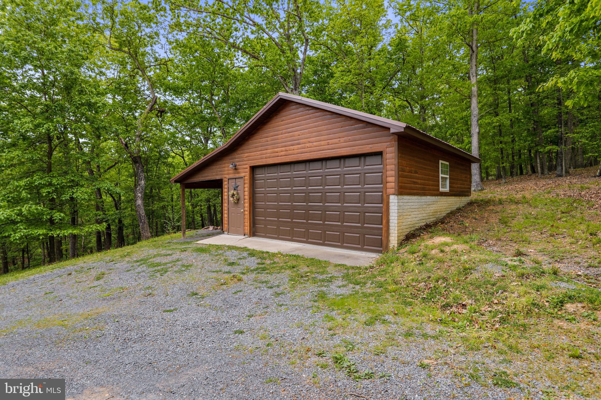 SLEEPY CREEK HIDEAWAY - Residential