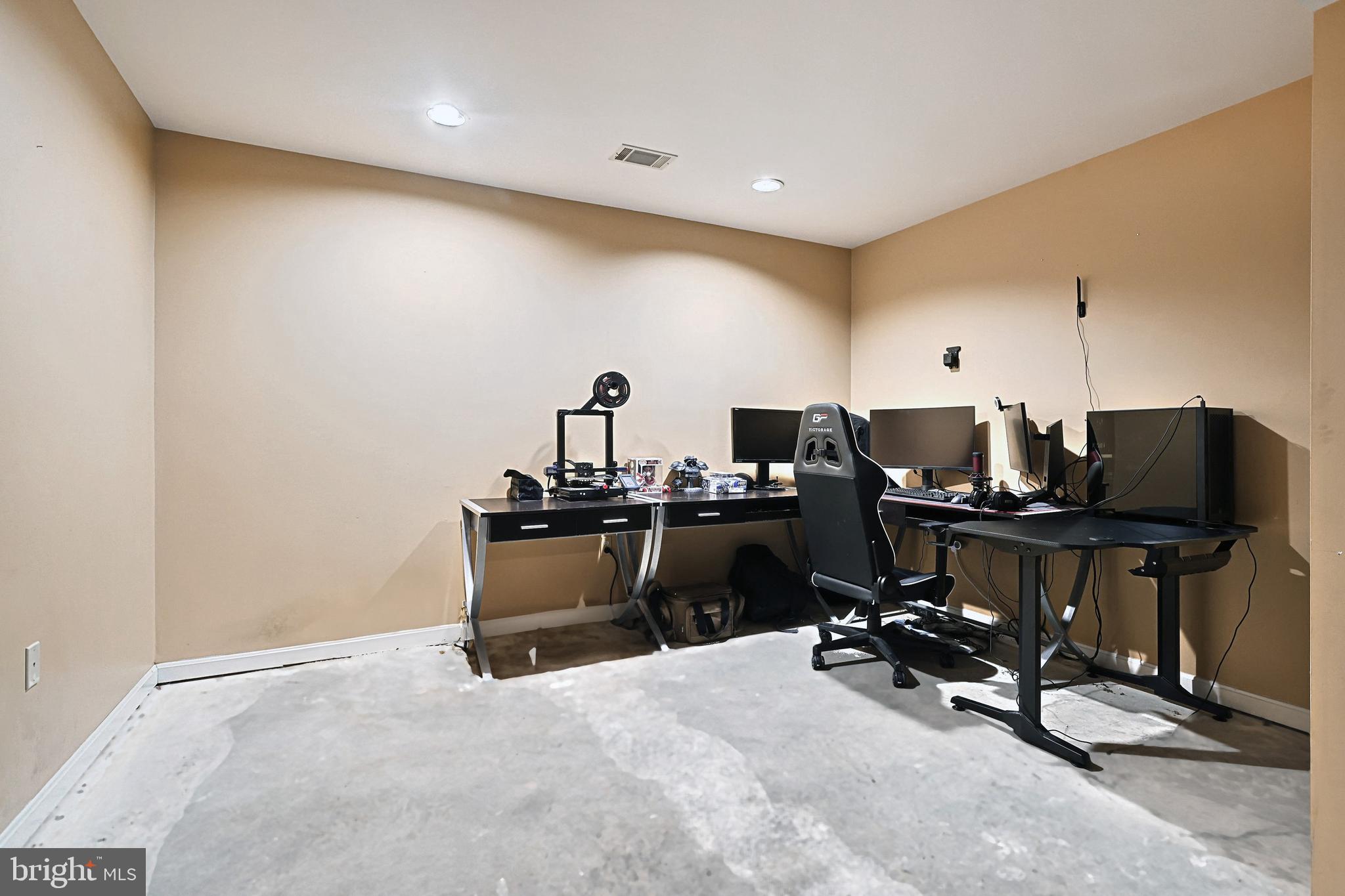 COUNTRY RIDGE - Residential