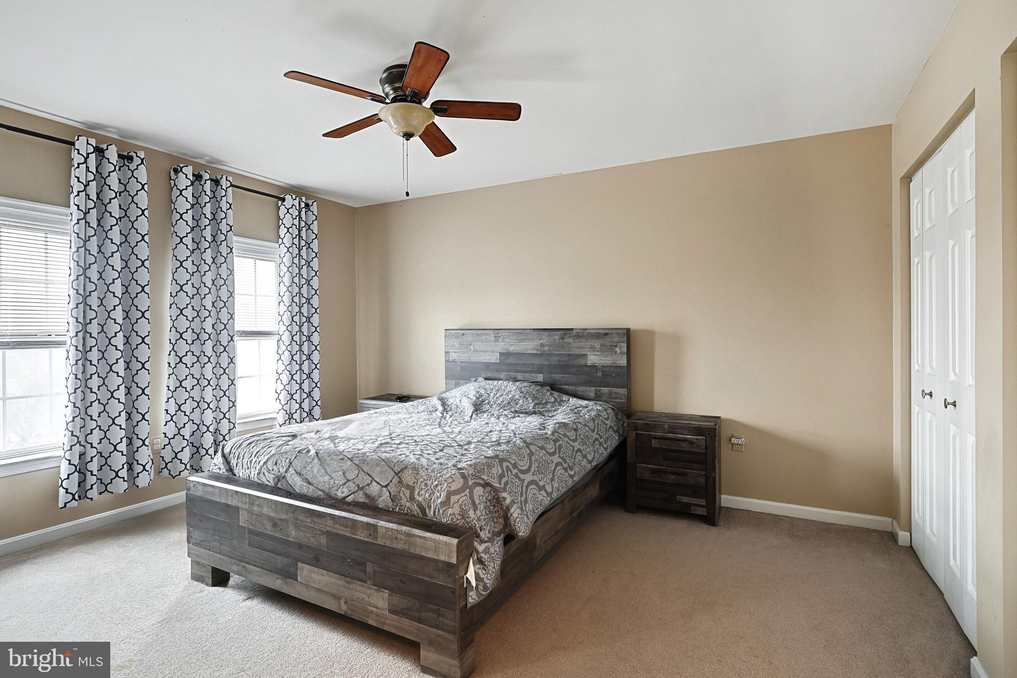 COUNTRY RIDGE - Residential