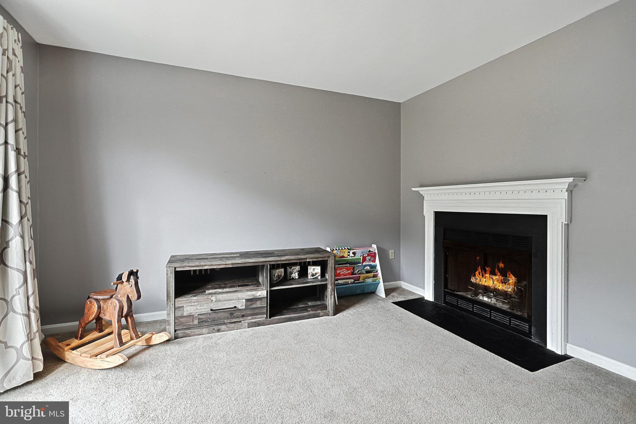 COUNTRY RIDGE - Residential