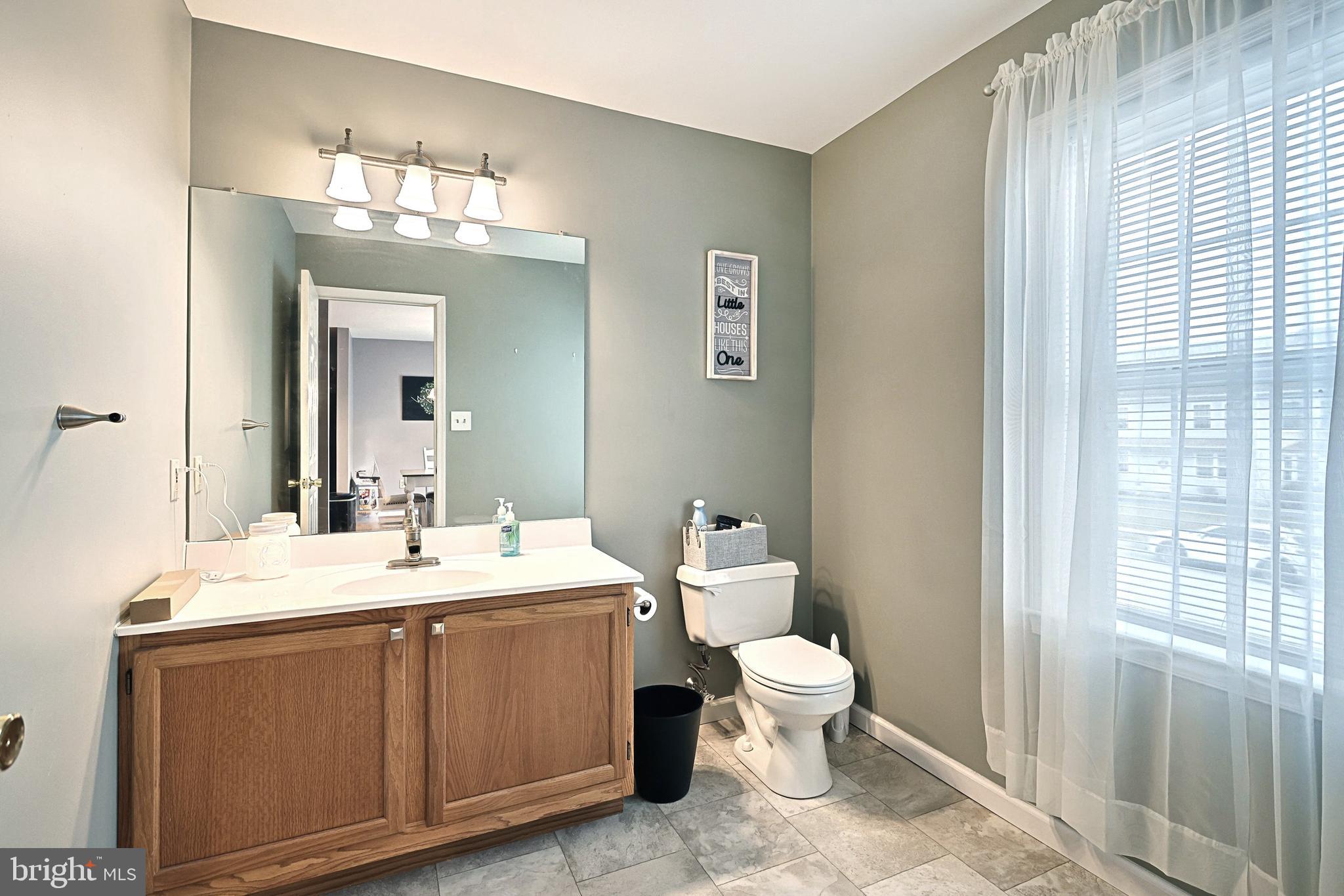 COUNTRY RIDGE - Residential