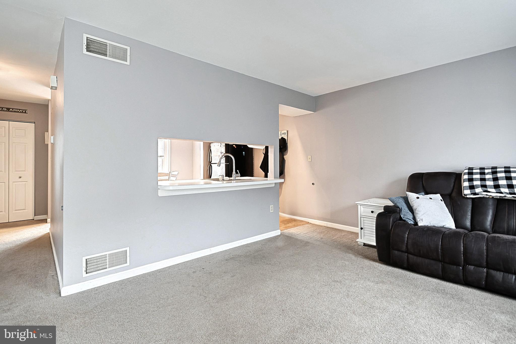 COUNTRY RIDGE - Residential