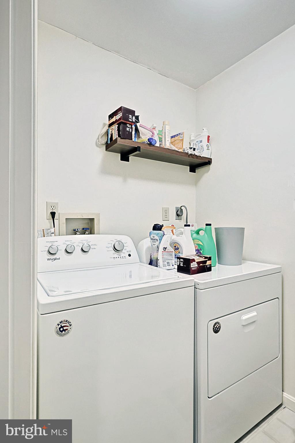 COUNTRY RIDGE - Residential