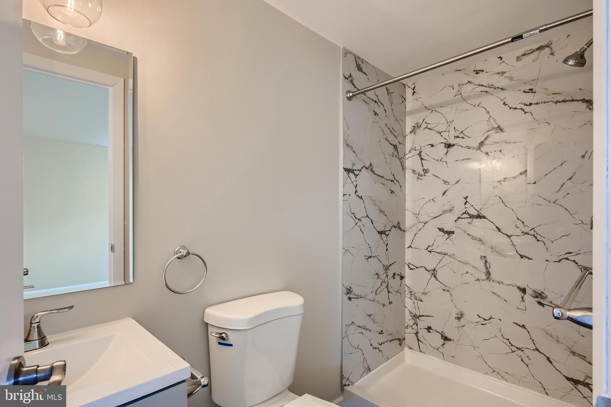 MONTROSE - Residential