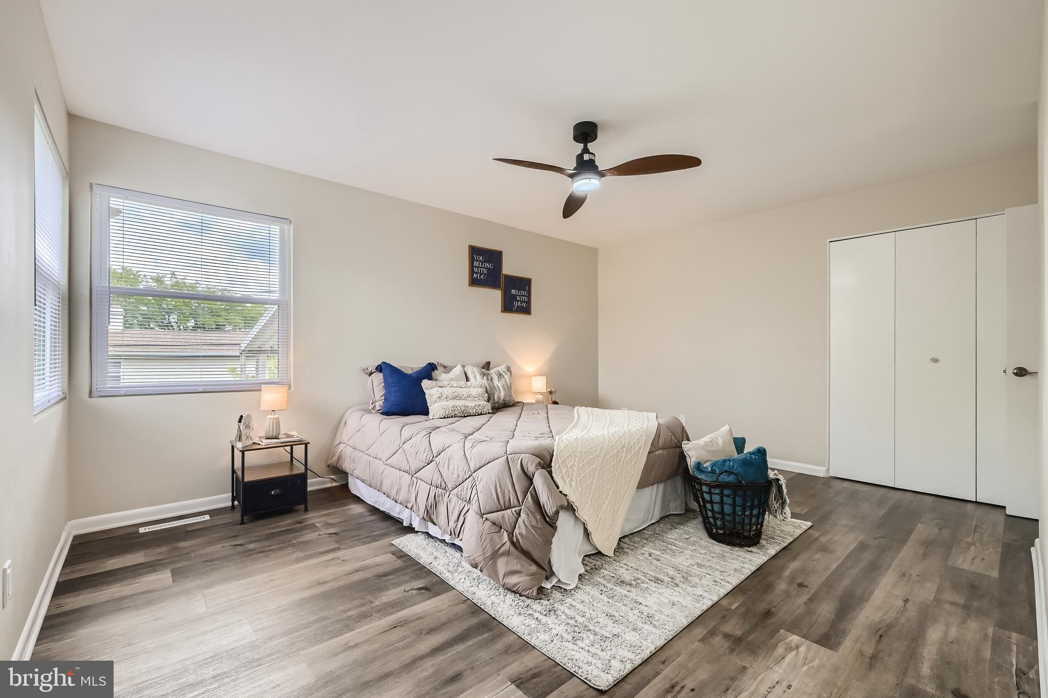 MONTROSE - Residential