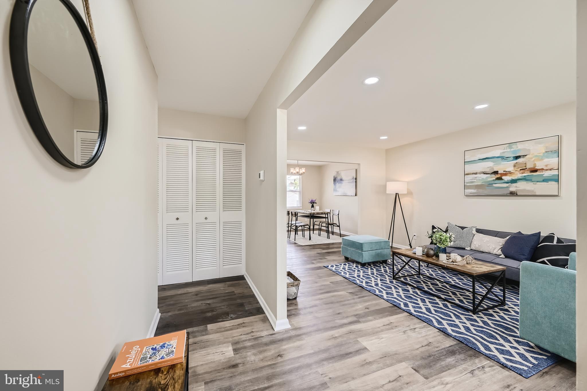 MONTROSE - Residential