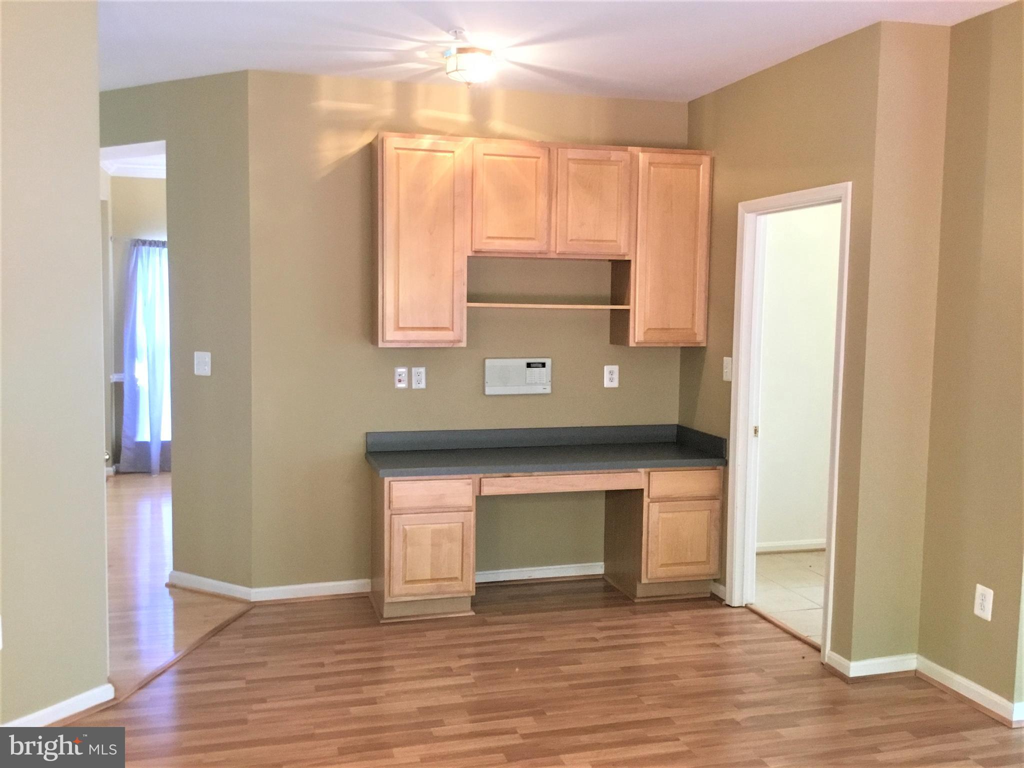 GLENSHIRE ESTATES - Residential Lease