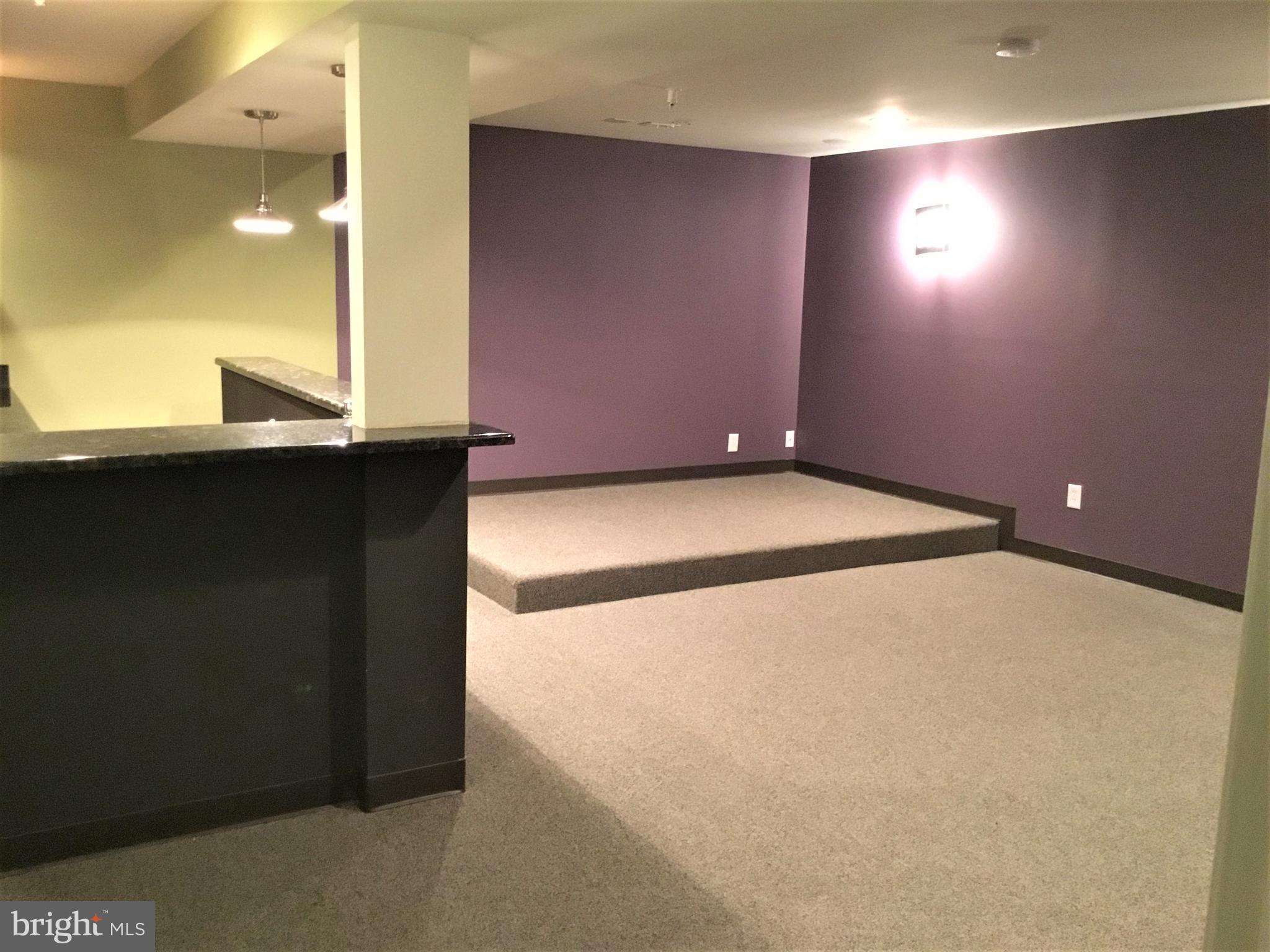 GLENSHIRE ESTATES - Residential Lease