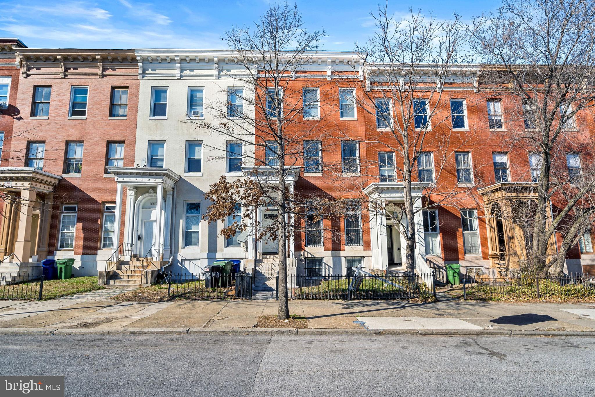 FRANKLIN SQUARE HISTORIC DISTRICT - Residential Lease